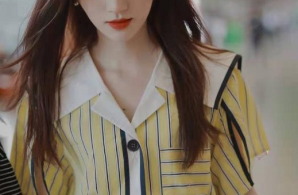 偶像只在舞台发光？日常穿搭也好看，鞠婧祎私服美得让人惊叹