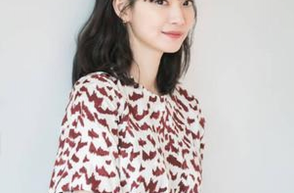 申敏儿稳交5年丢大型闪光弹　谈男友甜笑：宇彬也要回归了