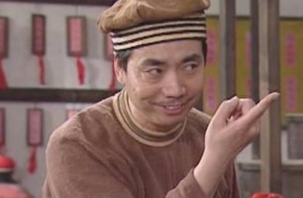 国家一级演员范明，娶大6岁总裁老婆恩爱23年，继子让他很骄傲