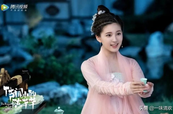 赵露思可爱是真可爱，但她新剧《我，喜欢你》，尬也是真尬