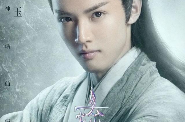 哀其不幸怒其不争。同样都是离泽弟子，若玉咋就活成《琉璃》最惨