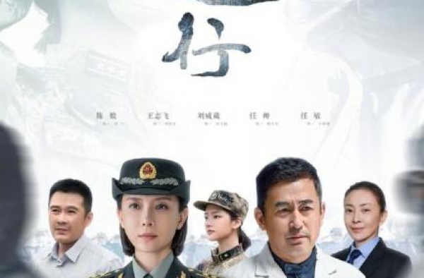 首部抗疫剧强势登陆央视，群星素颜出镜无磨皮，脸上口罩印太走心