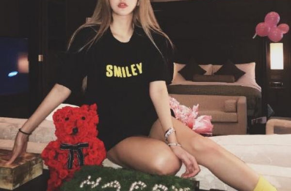 郑凯的前女友，周扬青的闺蜜程晓玥，告诉你白富美究竟有多“富”