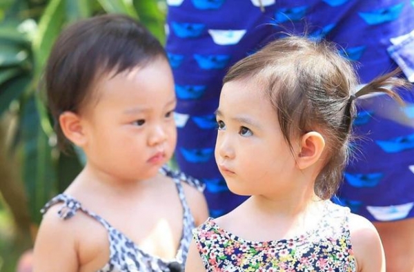 本以为奥莉够美了，看到甜馨以后，才明白何为“逆袭式”长大