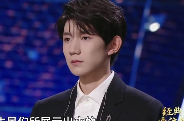 央视镜头下男星：陈晓沧桑，王源帅气，看到鹿晗：确定不是18岁