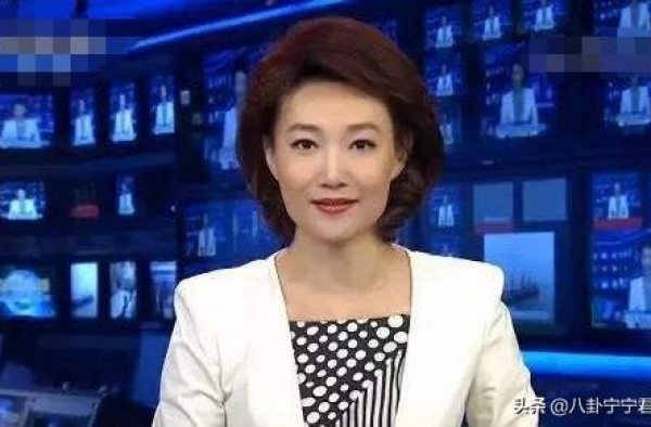 央视最胖名嘴，曾提携韩红怒骂冯小刚，今从180斤瘦脱相难辨认