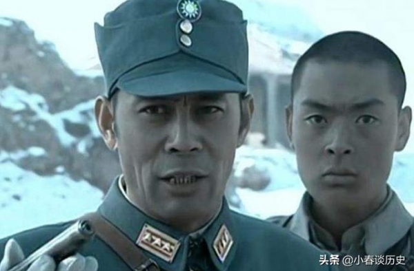 亮剑：楚云飞赠配枪，李云龙回赠一把日军军刀，楚云飞不亏吗？