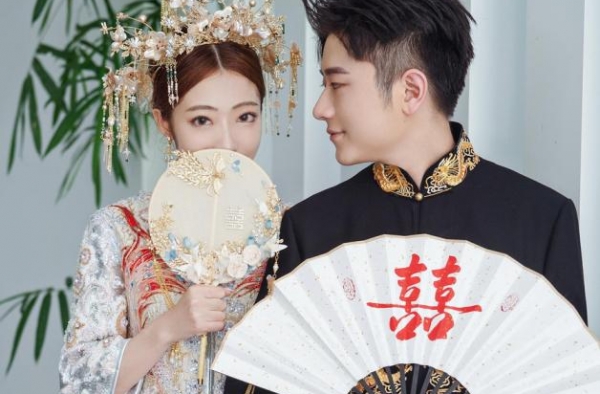 2020年的小美好：30位明星喜结良缘