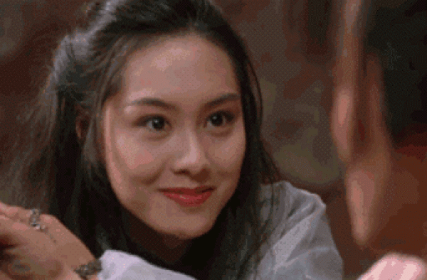 下嫁黄贯中住破木屋，产后被公公殴打，一代女神朱茵到底有多惨？