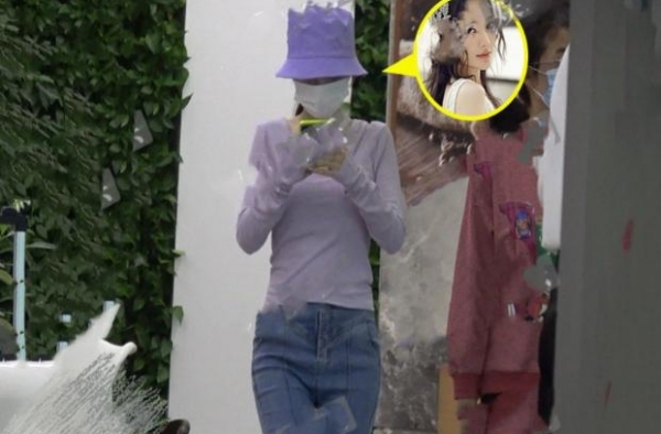 李小璐现身整容科点痣？自称做了手术已拆线，伤口曾被质疑是吻痕