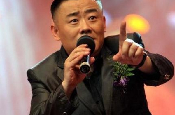 两次被抛弃，宁和日本丈夫离婚也要再嫁周立波，张洁如今怎样了？