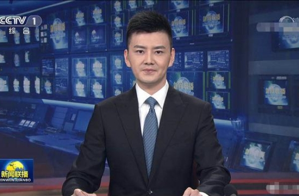 《新闻联播》迎首位85后主播！被扒央视历程，帅气撞脸宁泽涛