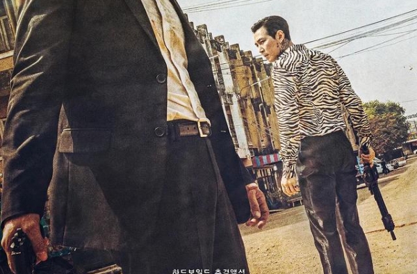 两大影帝坐镇，今年南韩最卖座的票房冠军，不卖肉也能打