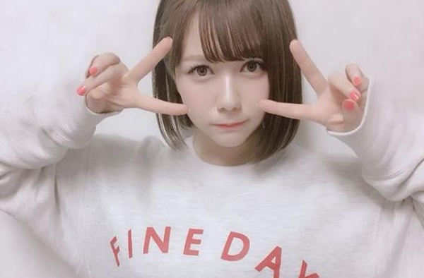日本“丑”大叔娶俄罗斯美女，三个女儿颜值高得离谱