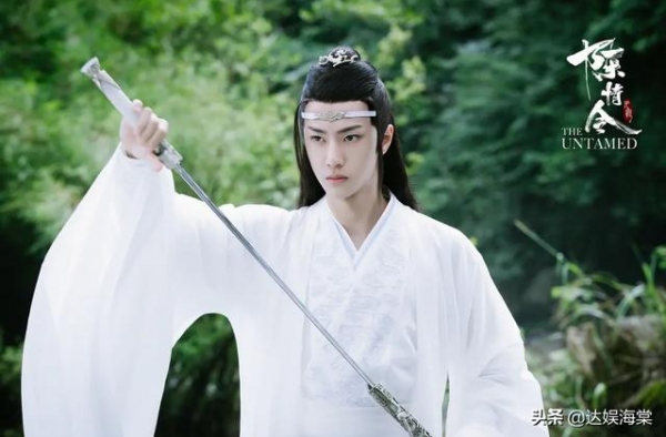 《陈情令》导演又出新作，男主颜值不输肖战，TF敖子逸扮相更酷