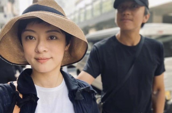 邓超发文称热评第一是明日送孙俪的礼物，所以热评第一到底是啥？