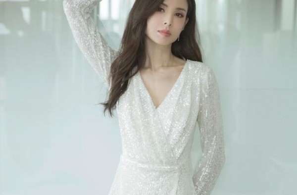 李若彤：走不出小龙女，因爱曾患抑郁症