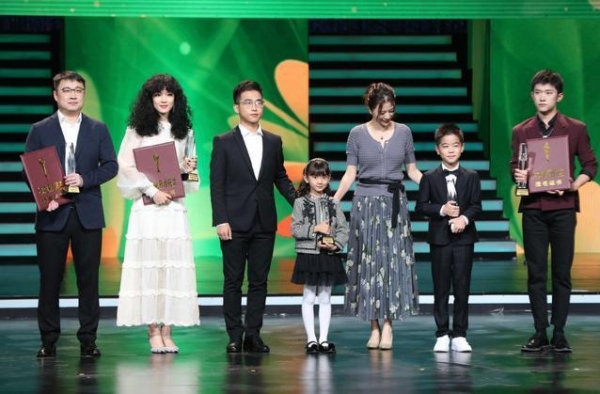 他是天才演员，出道5年参演9部大作，10岁被提名和千玺争高下