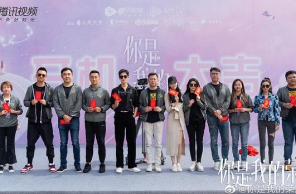 为了避免撕番，46岁的潘粤明被推到最前面