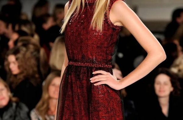欧美女明星第161辑：Caroline Trentini