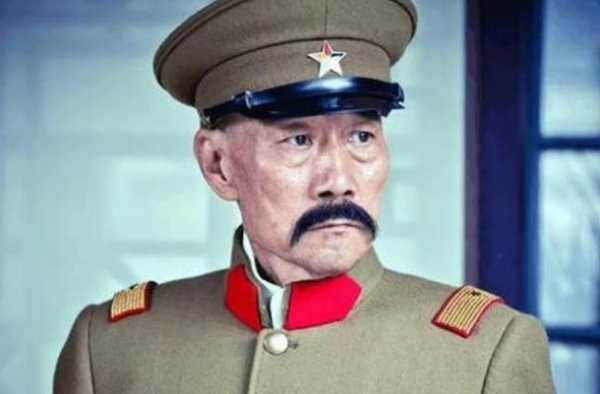 流量不是原罪，为何顶流甘愿沦为绿叶？鹿晗李现纷纷演配角