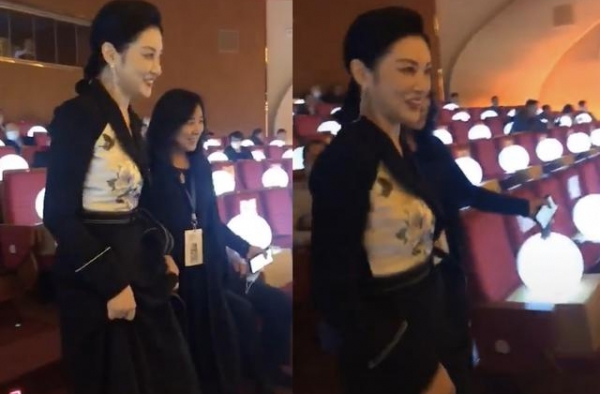 周涛台下抱导演好友，对方直接拍了不合适的地方，连声音都听得见