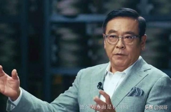 演员请就位：骂哭王楚然，用无语点评张大大，尔冬升为何这么敢说