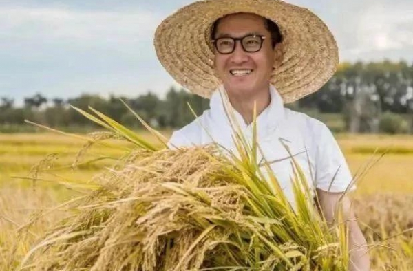那些退出娱乐圈的明星转行做老板：周杰，任泉过得风生水起