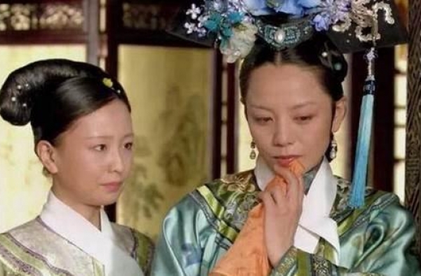 甄嬛传：雍正分螺子黛时，敬妃为何坚持不要？聪明人才看得懂