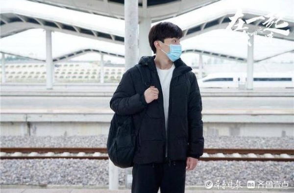 《在一起》像一部优秀的纪实文学，让人感动致敬
