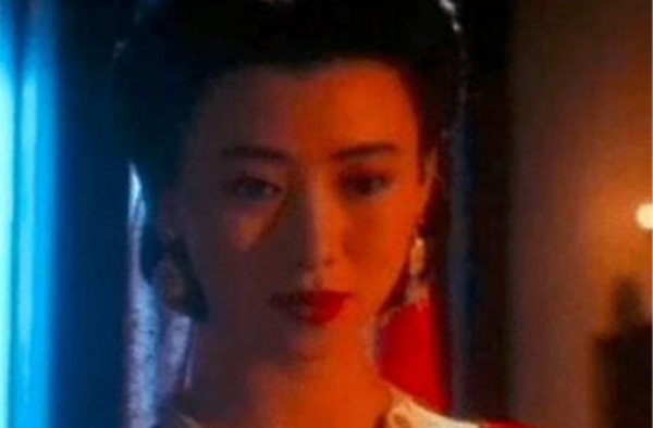 人人都想娶的女星，古天乐苦苦追求而不得，52岁她到底有多美？