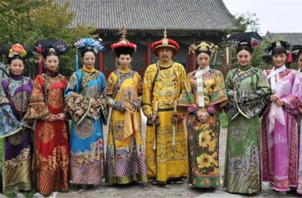 她为得到角色，对郑晓龙说了谎，事后苦练弥补，却因此留下病根