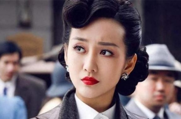 王鸥17年前旧照曝光，真是女大十八变，坦言：运动就为更好的吃