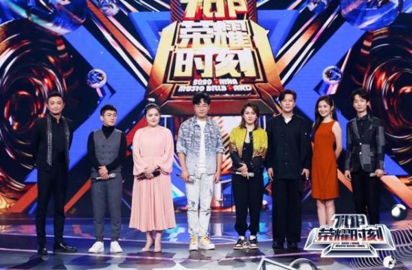 央视《TOP荣耀时刻》热播 吴亦凡再唱《大碗宽面》
