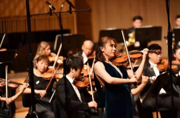 上交乐队迎来95后首席，柳鸣是如何一鸣惊人的？