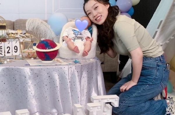 王斯然产后拒绝给孩子喂奶，爸爸劝说不听，却被GAI骂神经质？