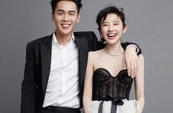 张若昀深夜又告白唐艺昕了：女人嫁给爱情后，如何经营好婚姻？