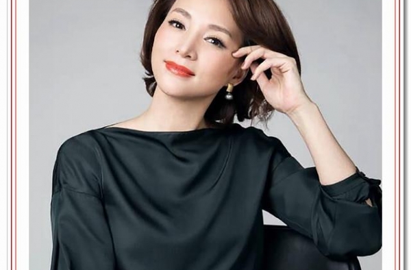 央视节目主持人董卿，优美书法作品欣赏，网友：才貌双绝的奇女子