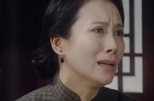 温峥嵘演技被郭敬明质疑，陈凯歌听完翻白眼？曾当过黄磊学生