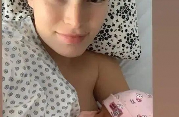 蒋劲夫乌拉圭前女友产女，晒宝宝深情表白，曾怒斥蒋劲夫家暴