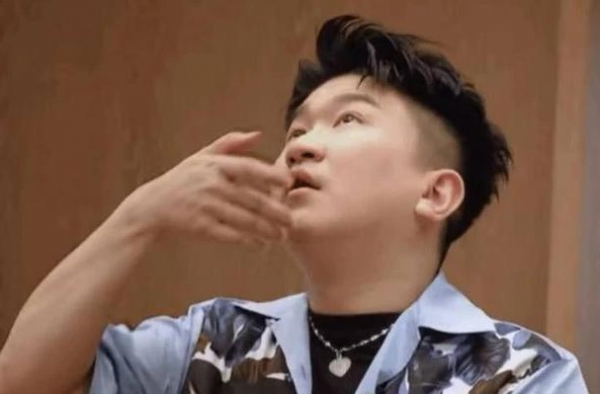 看《演员请就位》越来越喜欢赵薇了