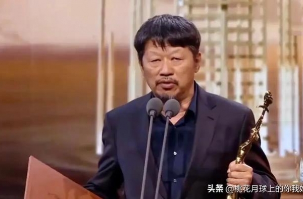 外表邋遢，拍戏被“怼”不务正业，60岁孔笙凭什么获奖了？