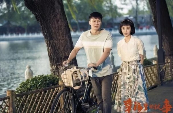 披着年代皮的无聊恋爱剧，可惜了一帮老戏骨