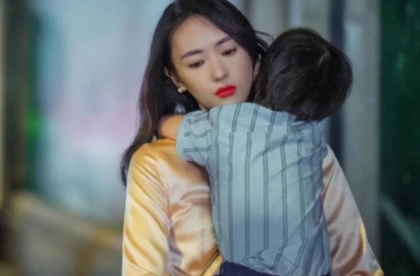 云南山区女校长：最看不起全职太太！让昔日学生＂滚出去＂