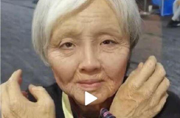 43岁孙茜演85岁老人，脸部皮肤布满皱纹，网友：化妆技术绝了