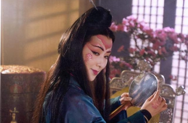 笑傲江湖十大高手，莫大先生实力最弱，方证大师略胜于风清扬