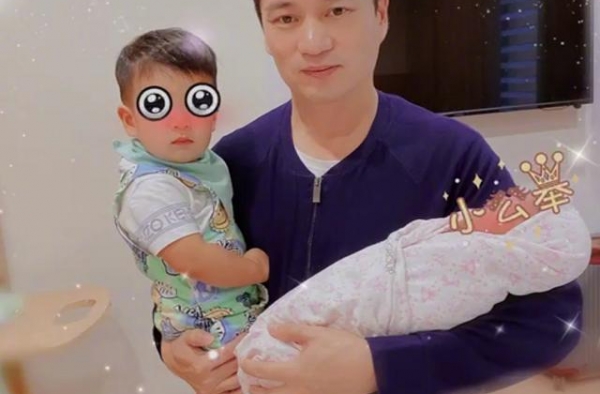 40岁女星生二胎，娱乐圈不敢惹的“黑道千金”，老公背景更厉害