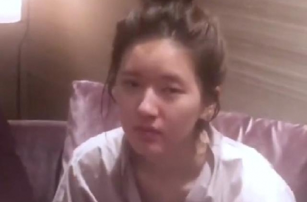 演员赵露思昨天误食散粉过敏上热搜 网友们直言：又好气又好笑