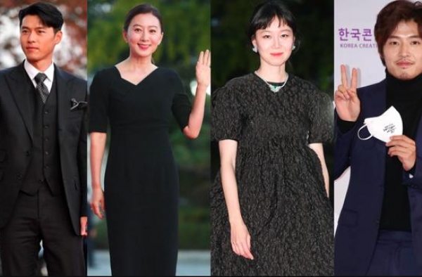 韩星黑色着装登颁奖礼，玄彬获总统表彰，金喜爱衣品赢了孔孝真