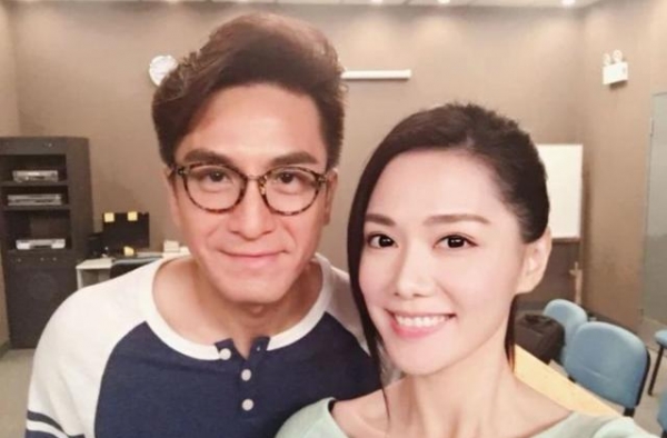 56岁视帝郭晋安现身脸太僵，被疑医美过度，网友力挺：自然老去